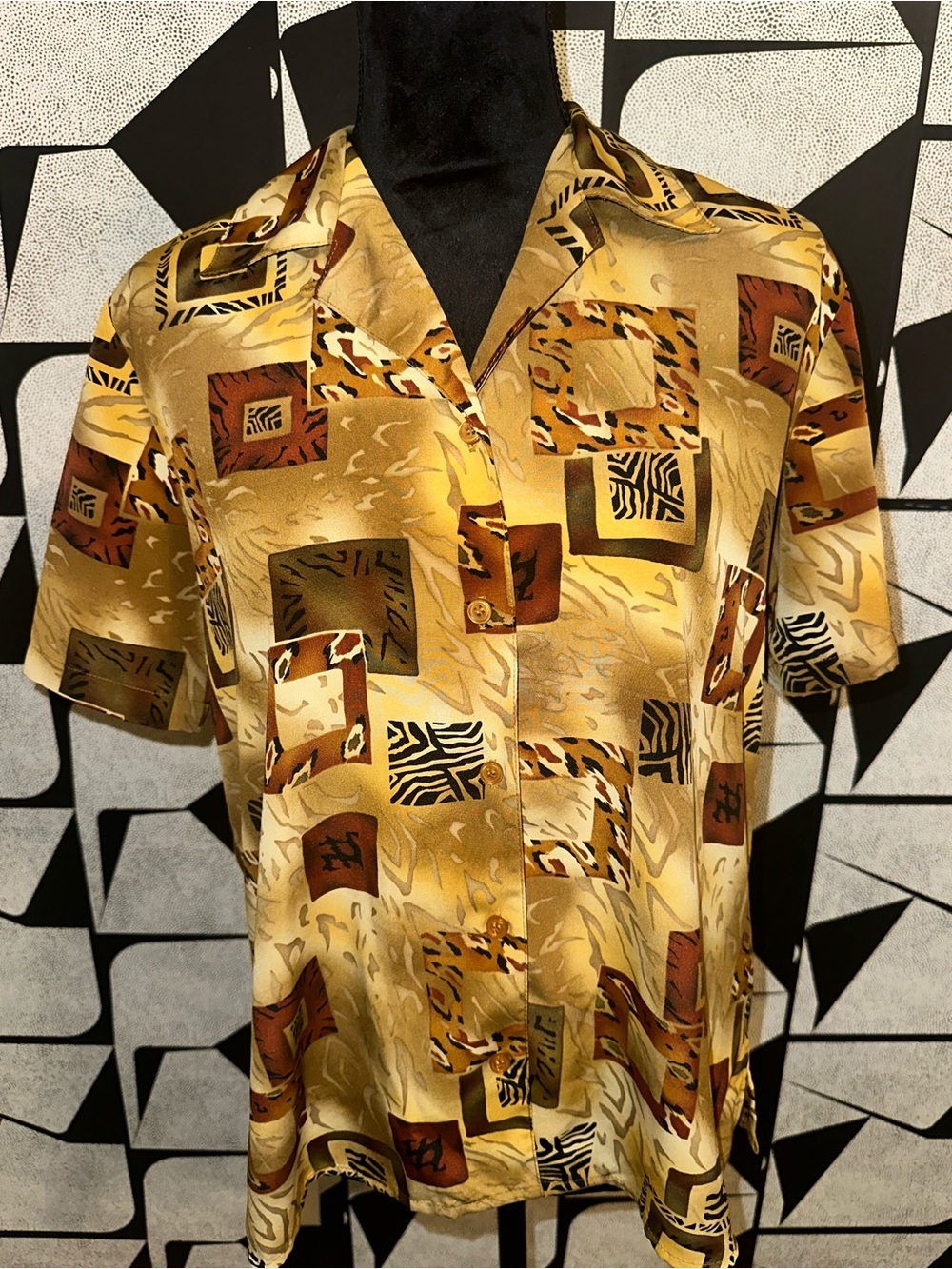 Gold Patterned Short Sleeve Shirt
